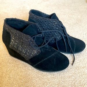 Toms desert wedge black & silver tweed boot 8
